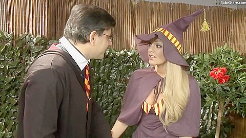 Darling Stare – A Harry Potter Sexy Parody